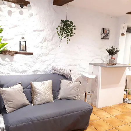 Le Clos Des Vins D'anges *